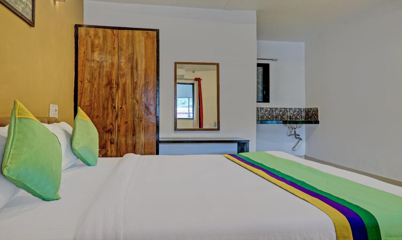 Hotel Lake Paradise Mahabaleshwar Exterior photo